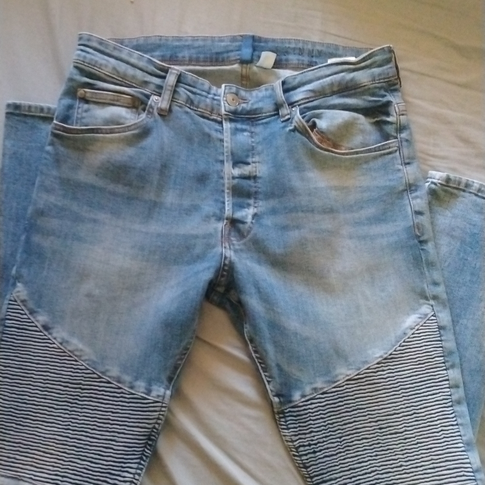 H&m men skinny jeans size 34 light blue